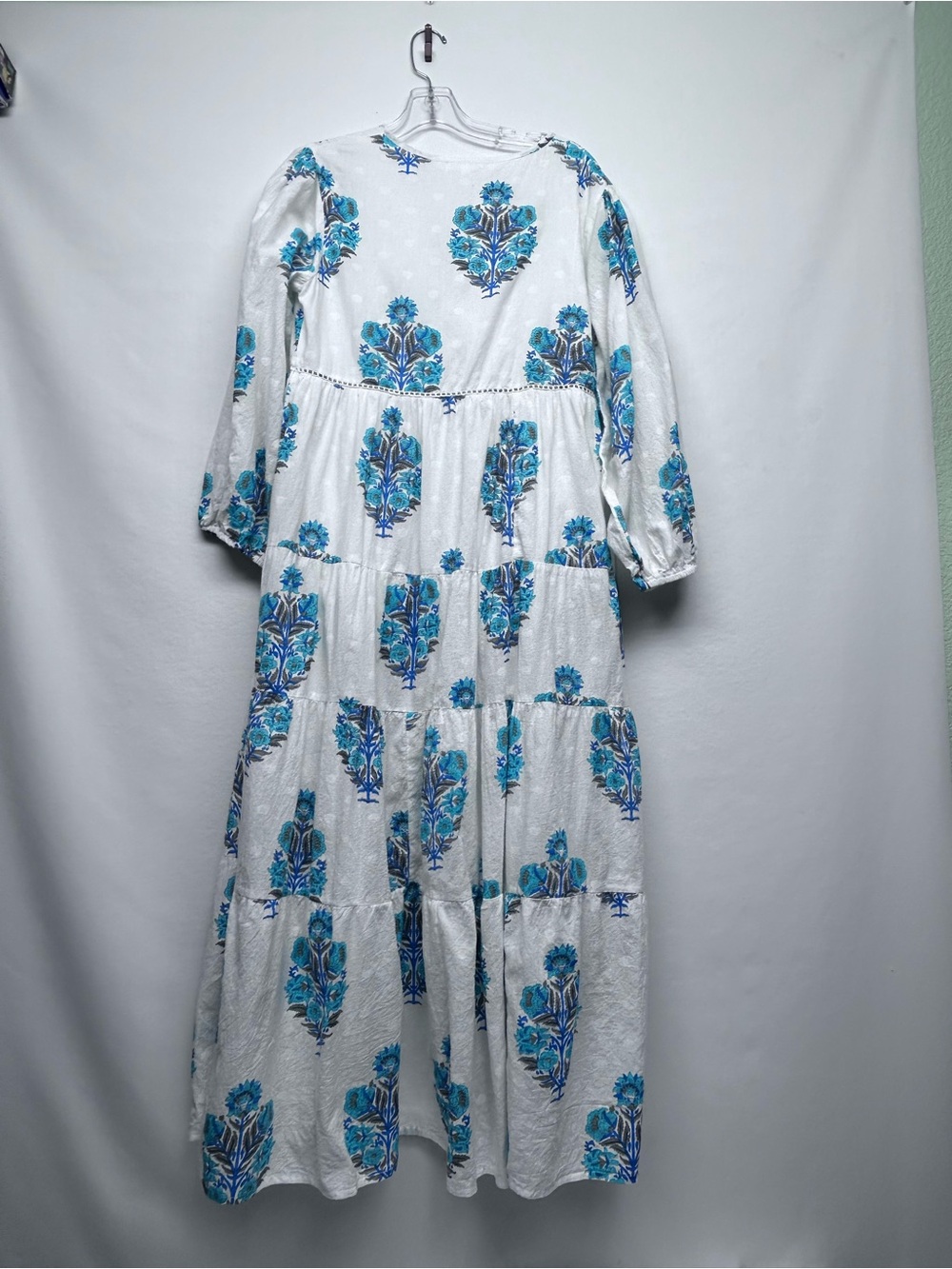 White Maxi Dress with Blue Floral Print -Debbie Katz medium - Picture 4 of 11